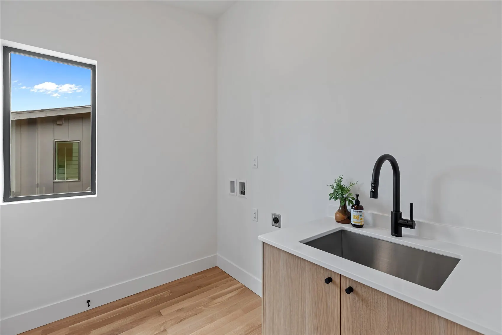 11308 NE 60th Street , Kirkland, WA 98033