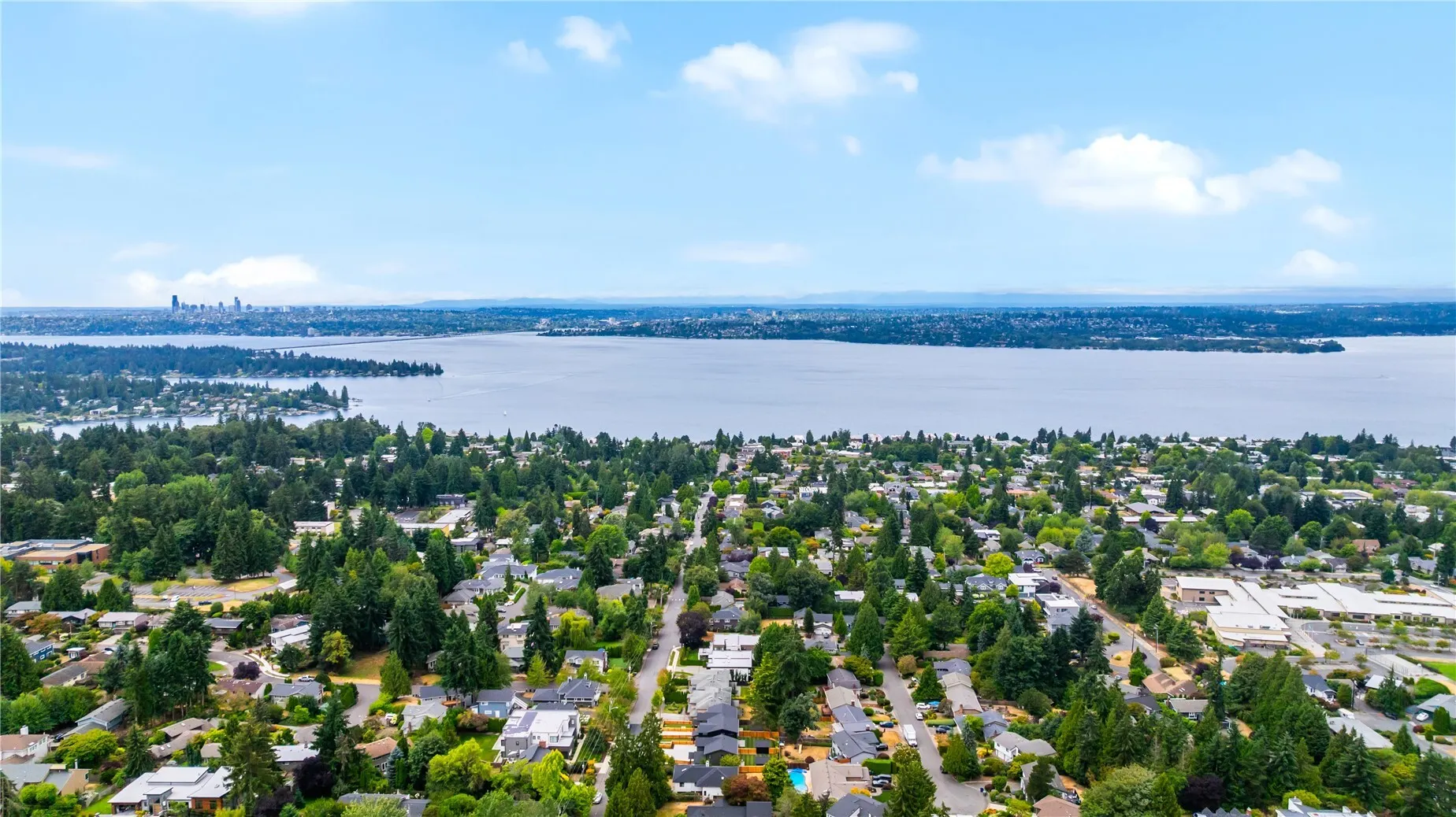 11308 NE 60th Street , Kirkland, WA 98033