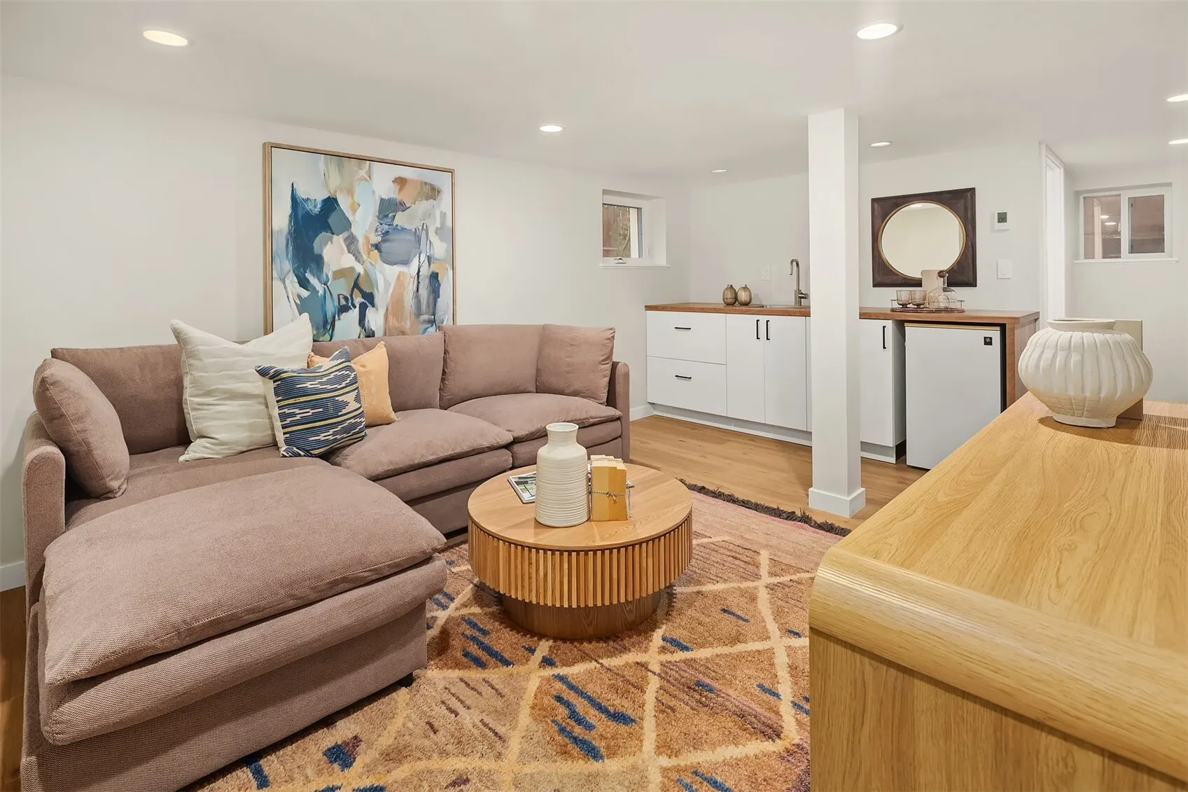 761 32nd Avenue , Seattle, WA 98122