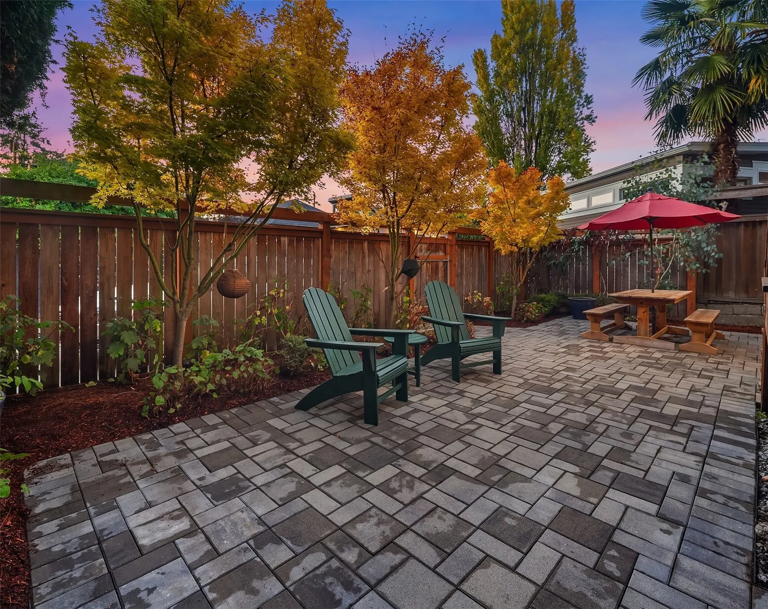761 32nd Avenue , Seattle, WA 98122