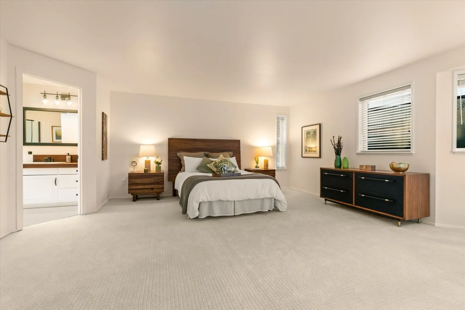 14025 SE 197th Place , Renton, WA 98058