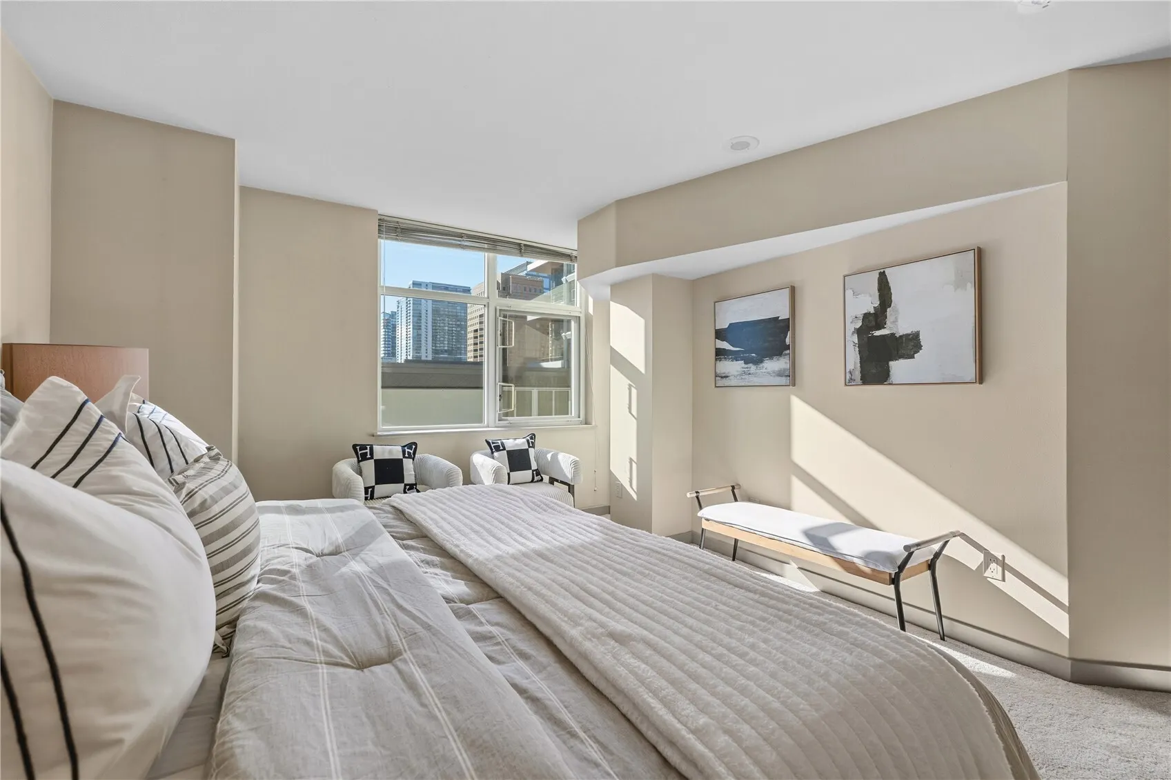 1100 106th Avenue NE #703, Bellevue, WA 98004