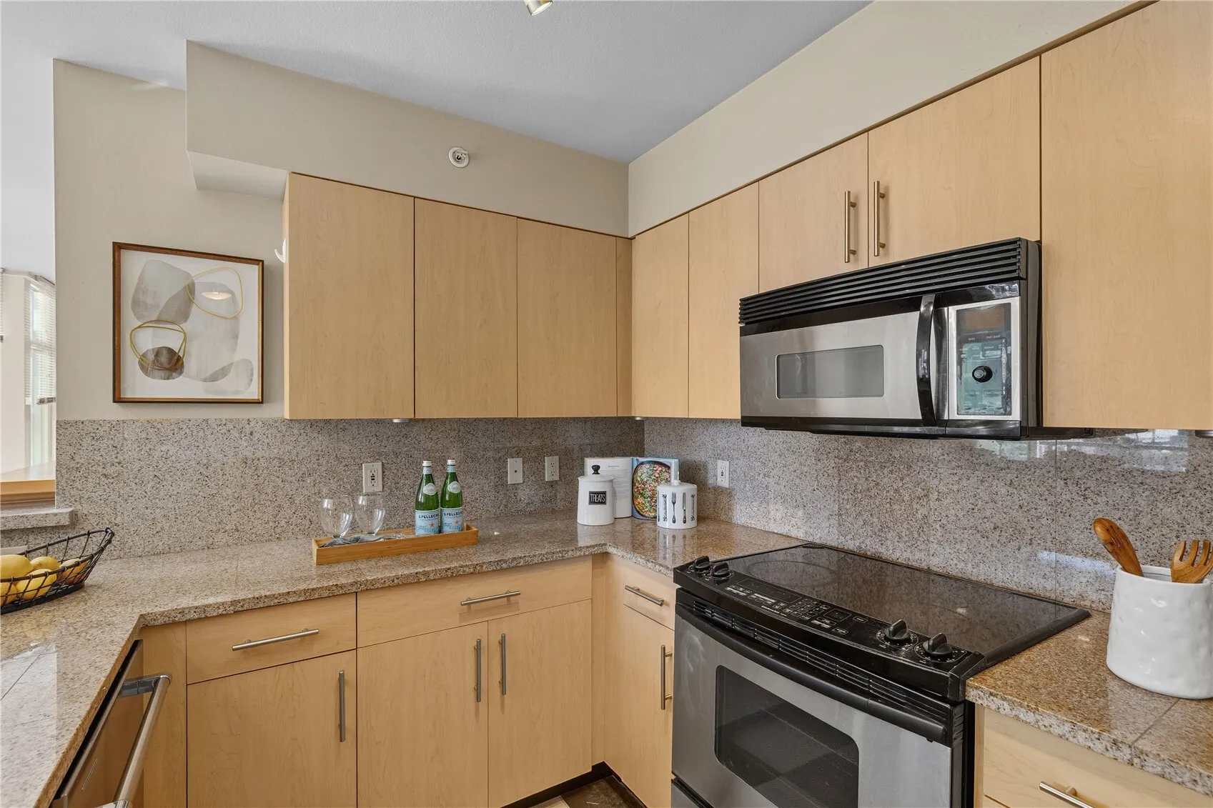 1100 106th Avenue NE #703, Bellevue, WA 98004