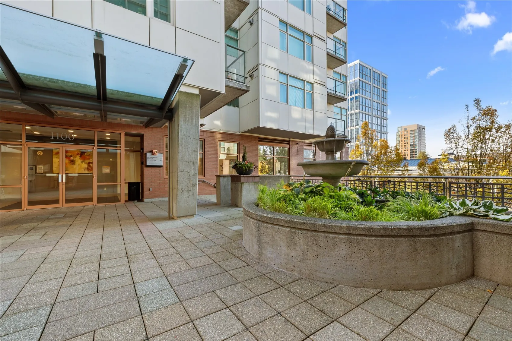 1100 106th Avenue NE #703, Bellevue, WA 98004