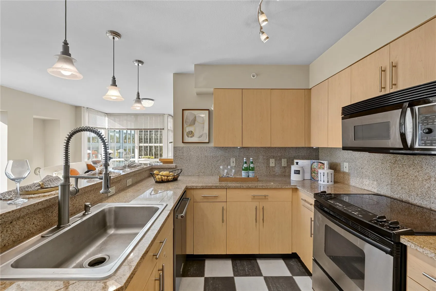 1100 106th Avenue NE #703, Bellevue, WA 98004
