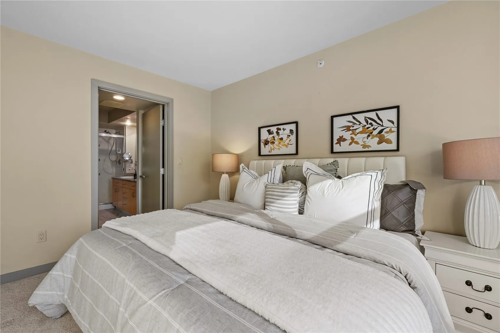1100 106th Avenue NE #703, Bellevue, WA 98004