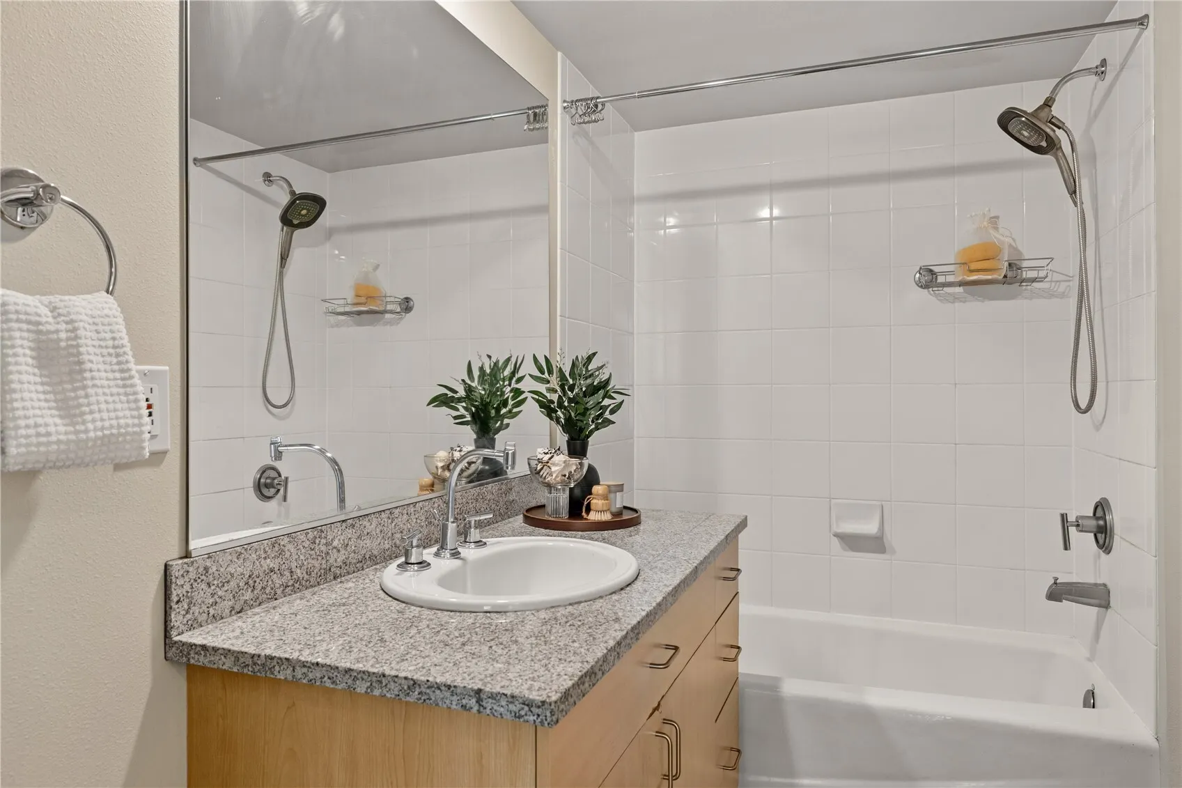 1100 106th Avenue NE #703, Bellevue, WA 98004
