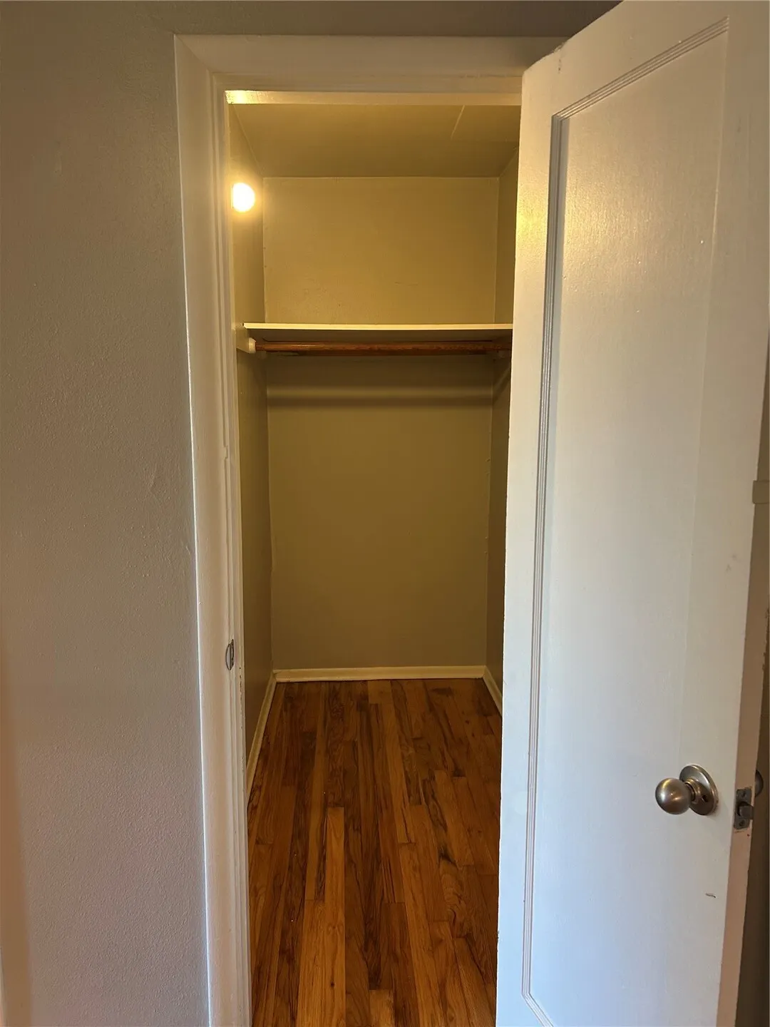 717 3rd Avenue N #1, Seattle, WA 98109