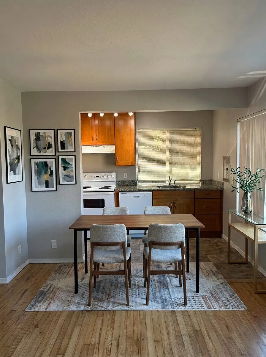 717 3rd Avenue N #1, Seattle, WA 98109