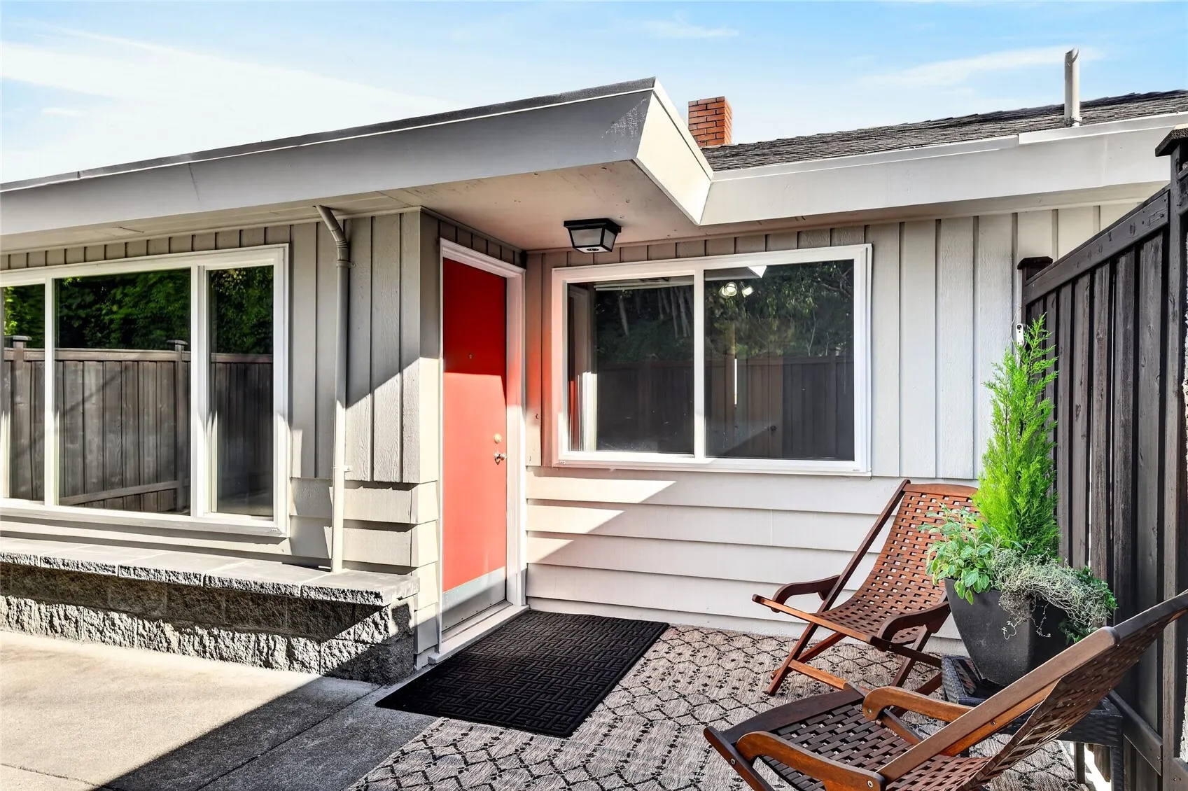 3128 SW Admiral Way , Seattle, WA 98126-2313