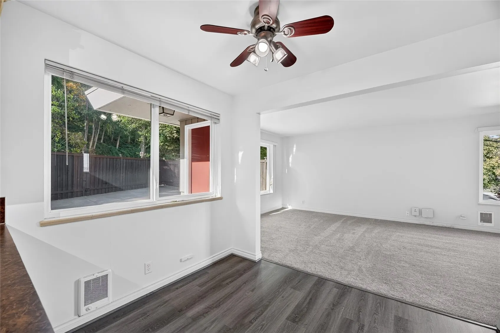 3128 SW Admiral Way , Seattle, WA 98126-2313