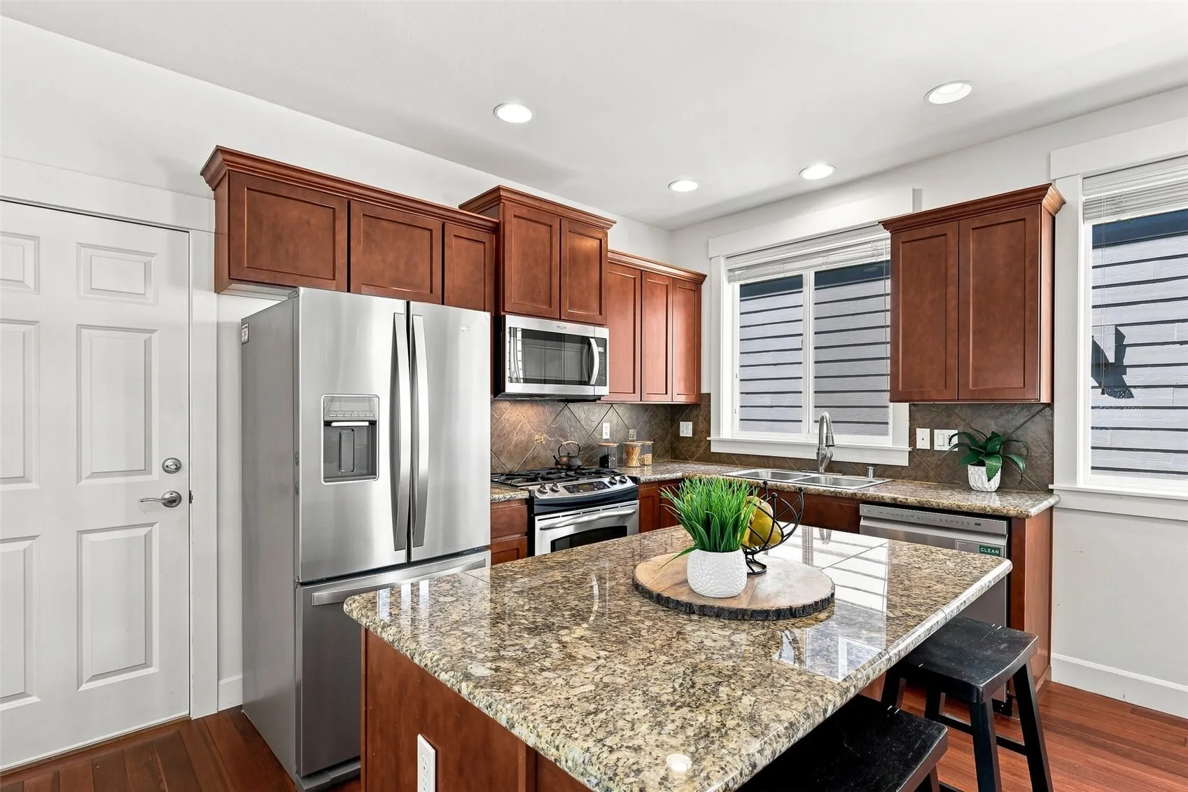 12420 NE 171st Court , Woodinville, WA 98072