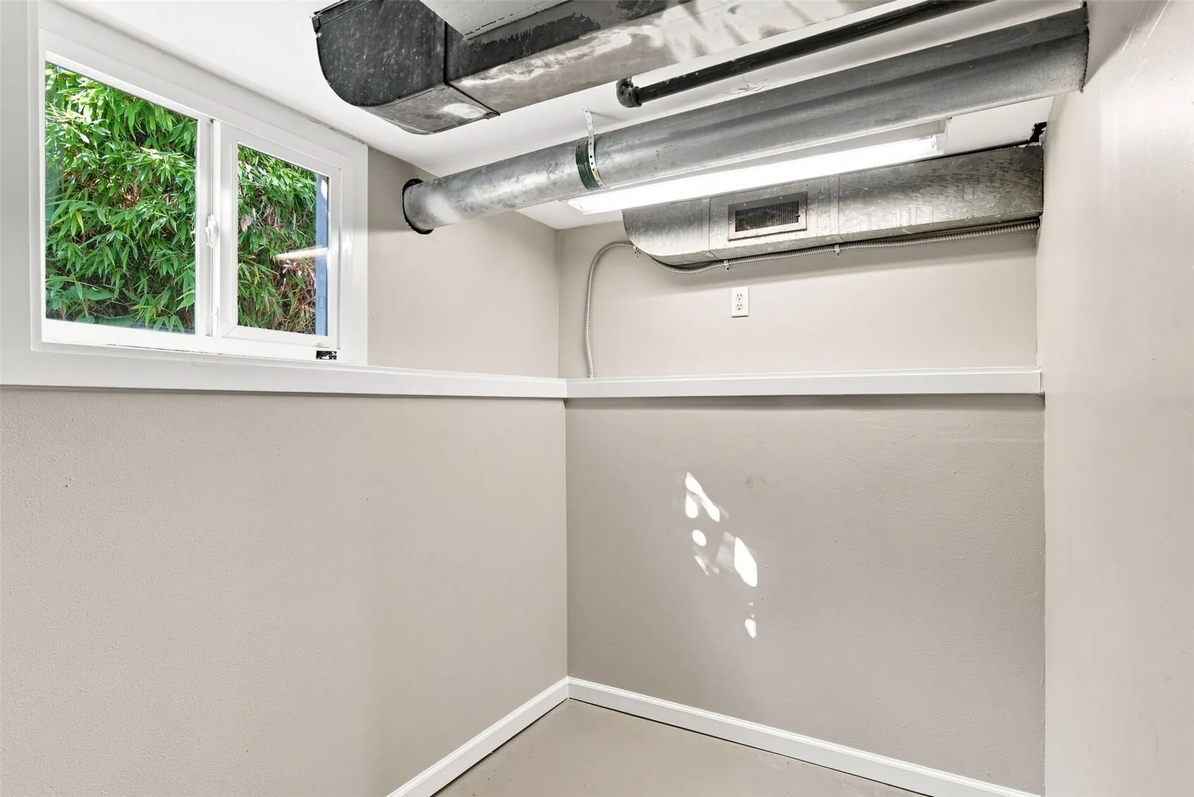 11261 Occidental Avenue S, Seattle, WA 98168