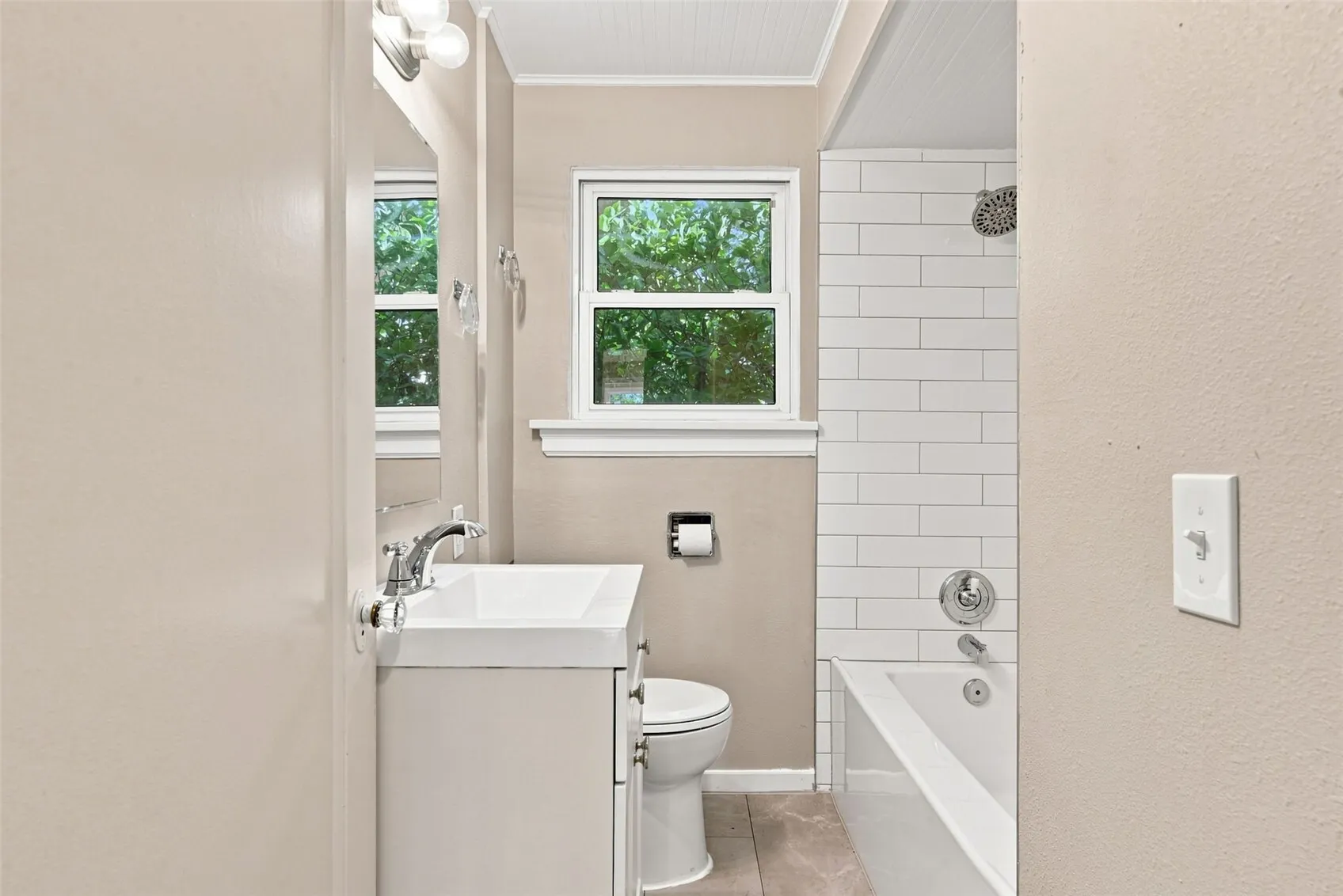 11261 Occidental Avenue S, Seattle, WA 98168