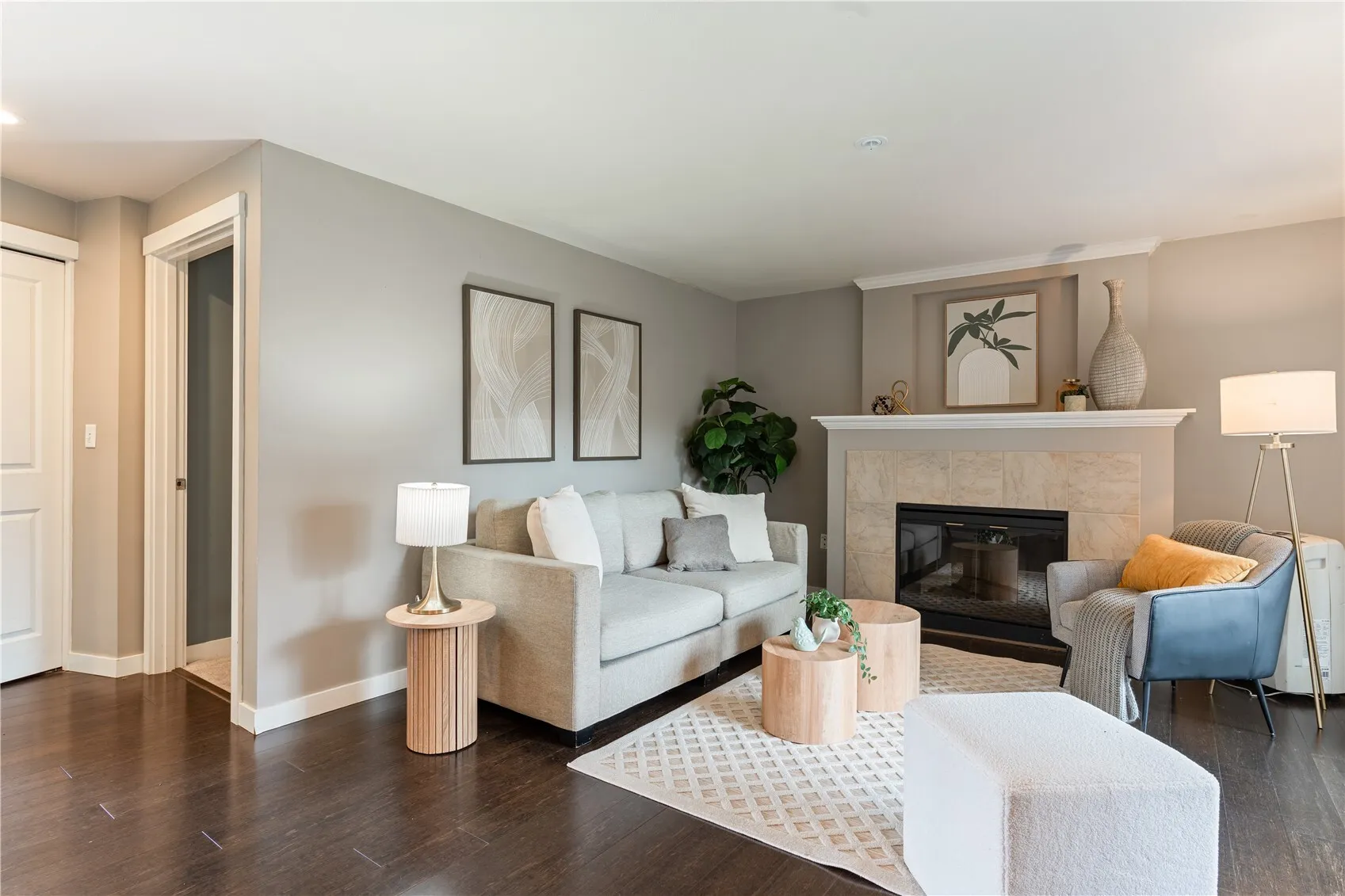 11920 98th Avenue NE #302, Kirkland, WA 98034