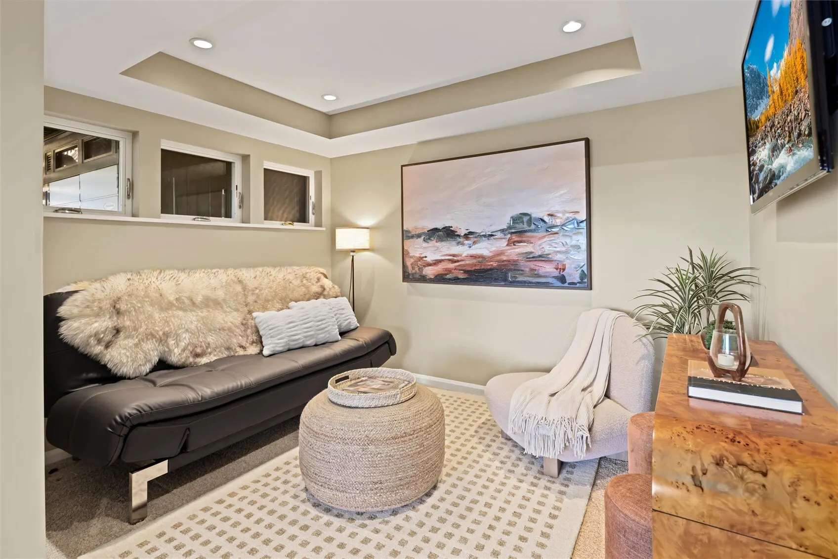 13210 Holmes Point Drive NE, Kirkland, WA 98034-9016