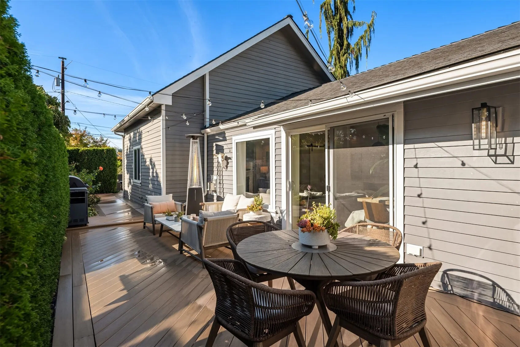 2726 57th Avenue SW, Seattle, WA 98116
