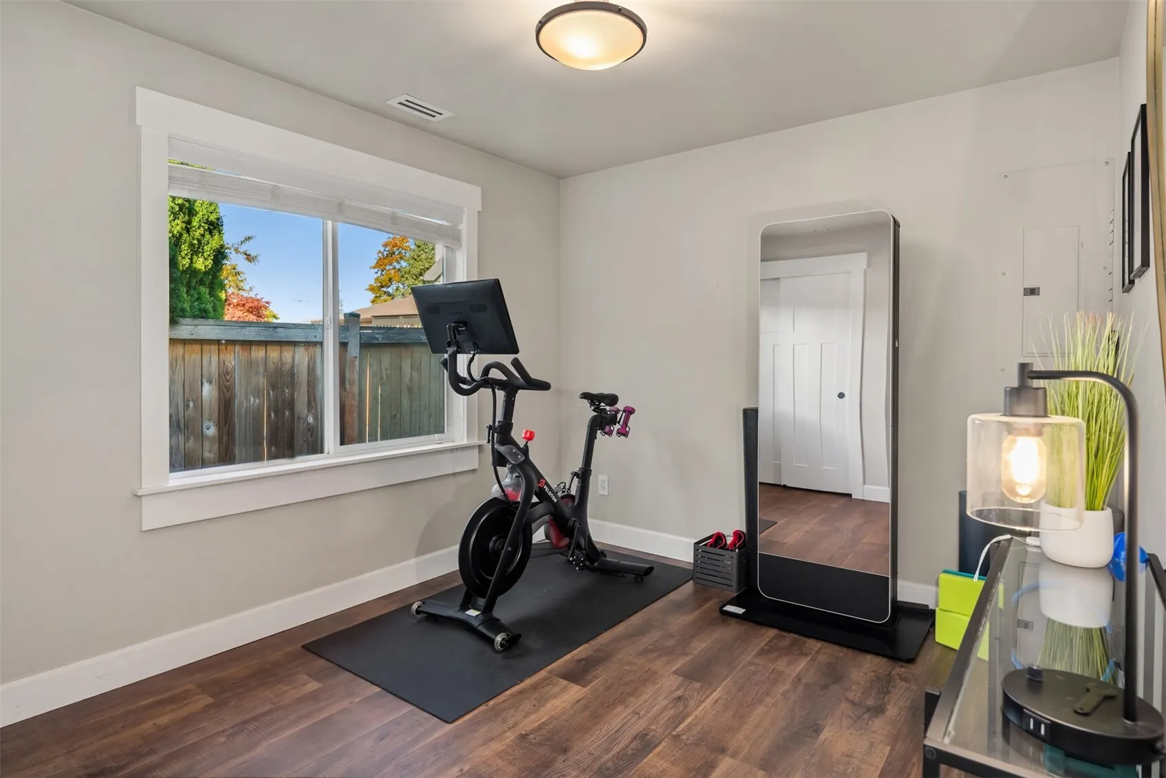 2726 57th Avenue SW, Seattle, WA 98116