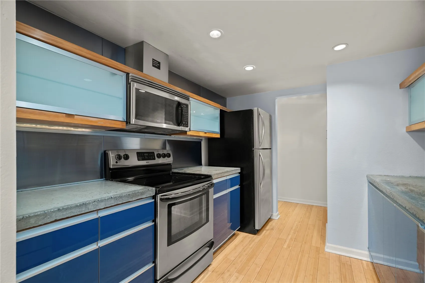 210 Boylston Avenue E #101, Seattle, WA 98102