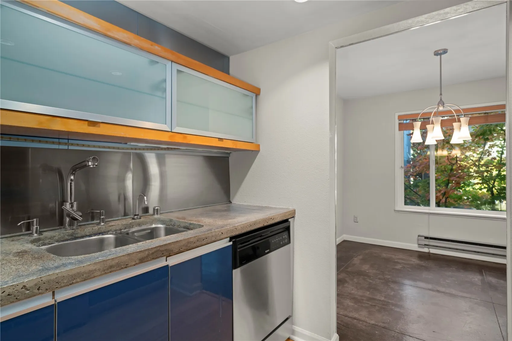 210 Boylston Avenue E #101, Seattle, WA 98102