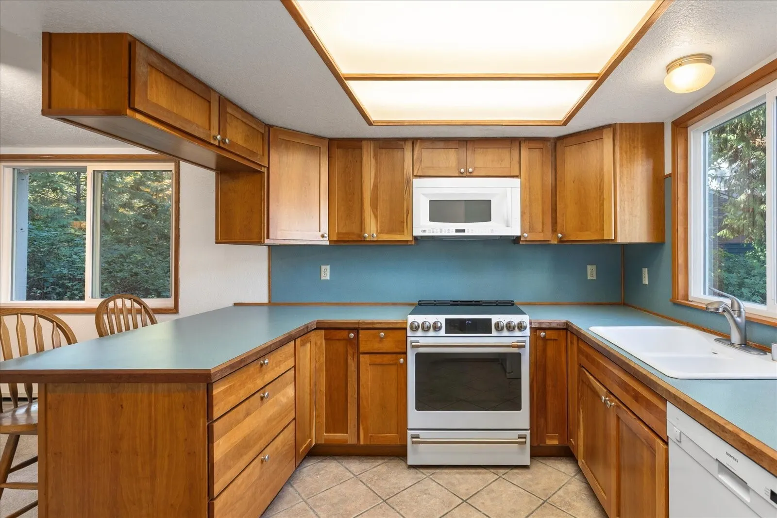 3410 134th Place SW #B, Lynnwood, WA 98087-1667