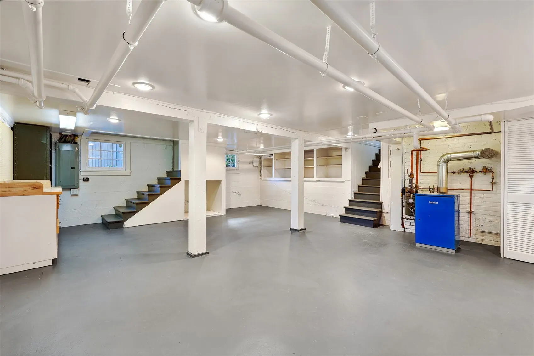 926 11th Avenue E, Seattle, WA 98102
