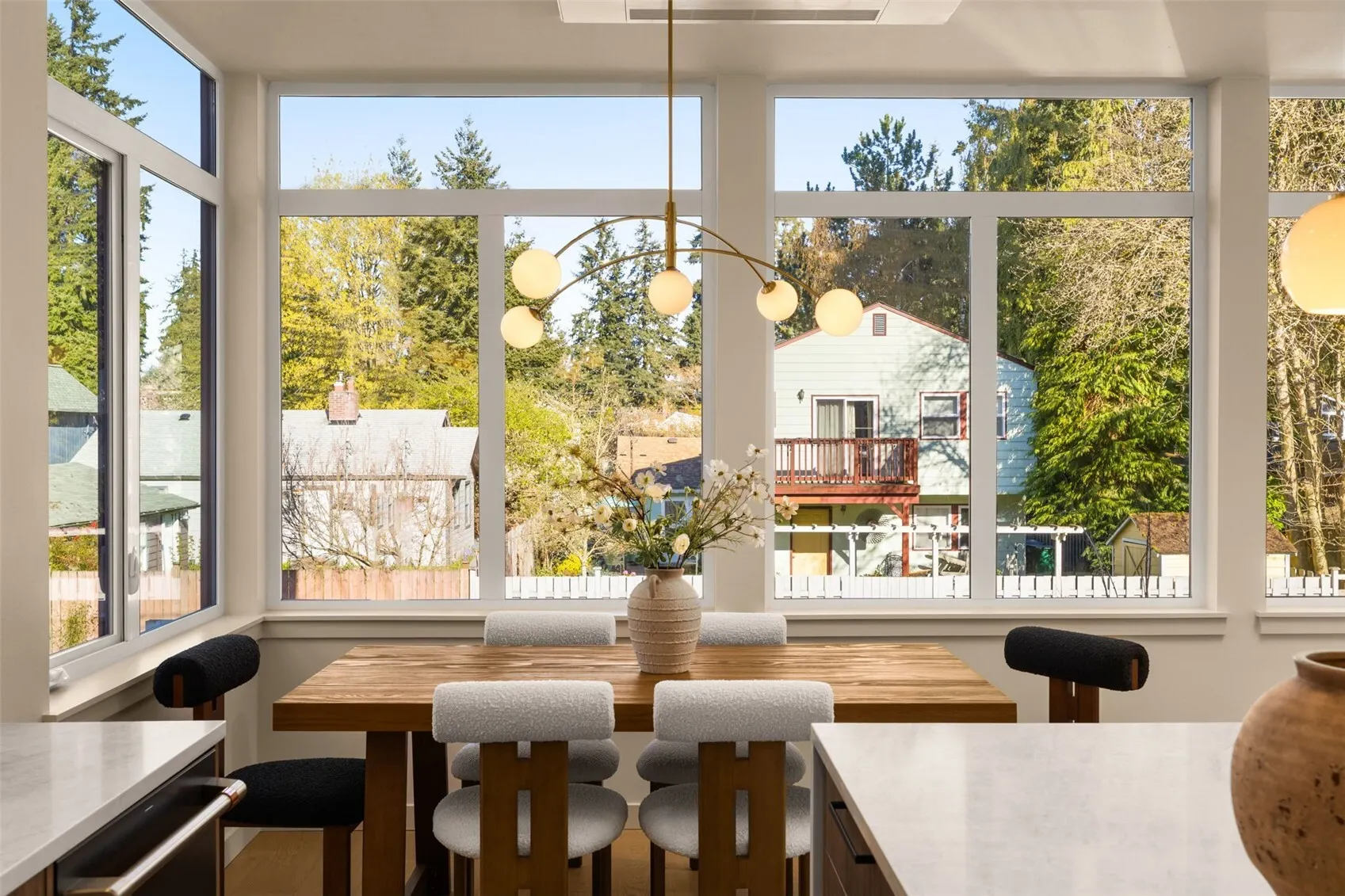 14037 Densmore Avenue N, Seattle, WA 98133