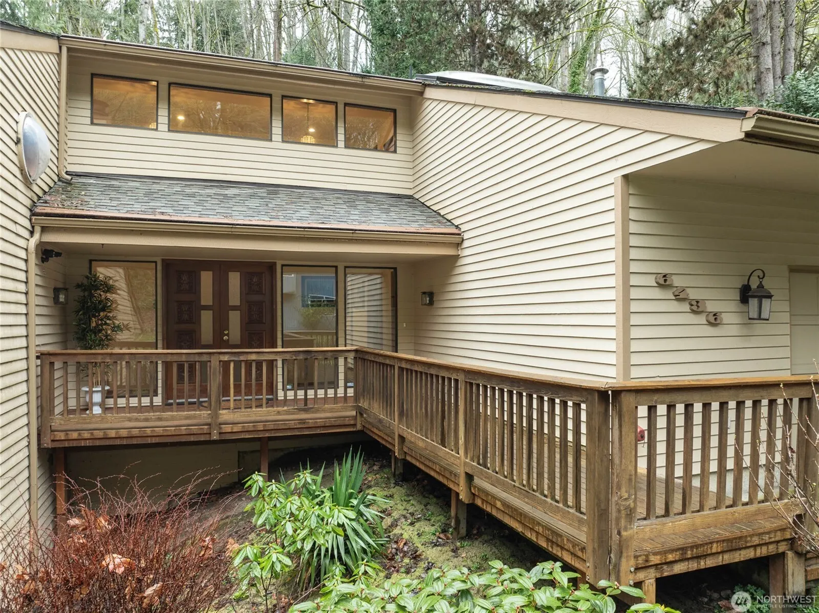 6436 NE 135th Place , Kirkland, WA 98034-1626