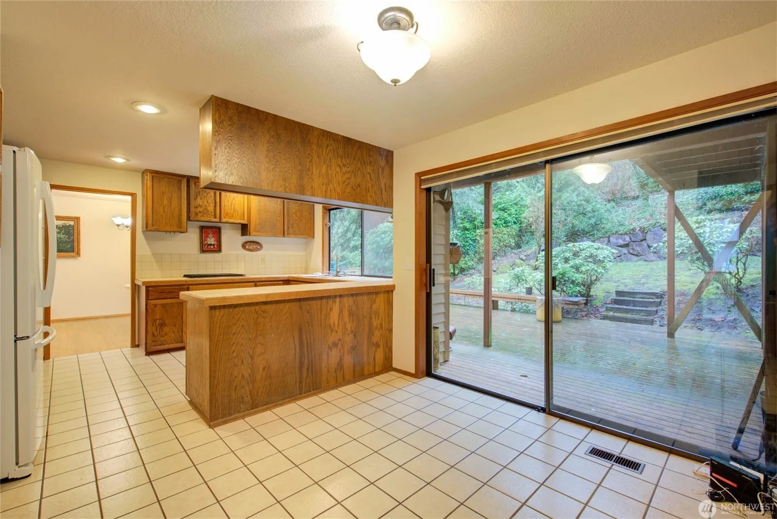 6436 NE 135th Place , Kirkland, WA 98034-1626