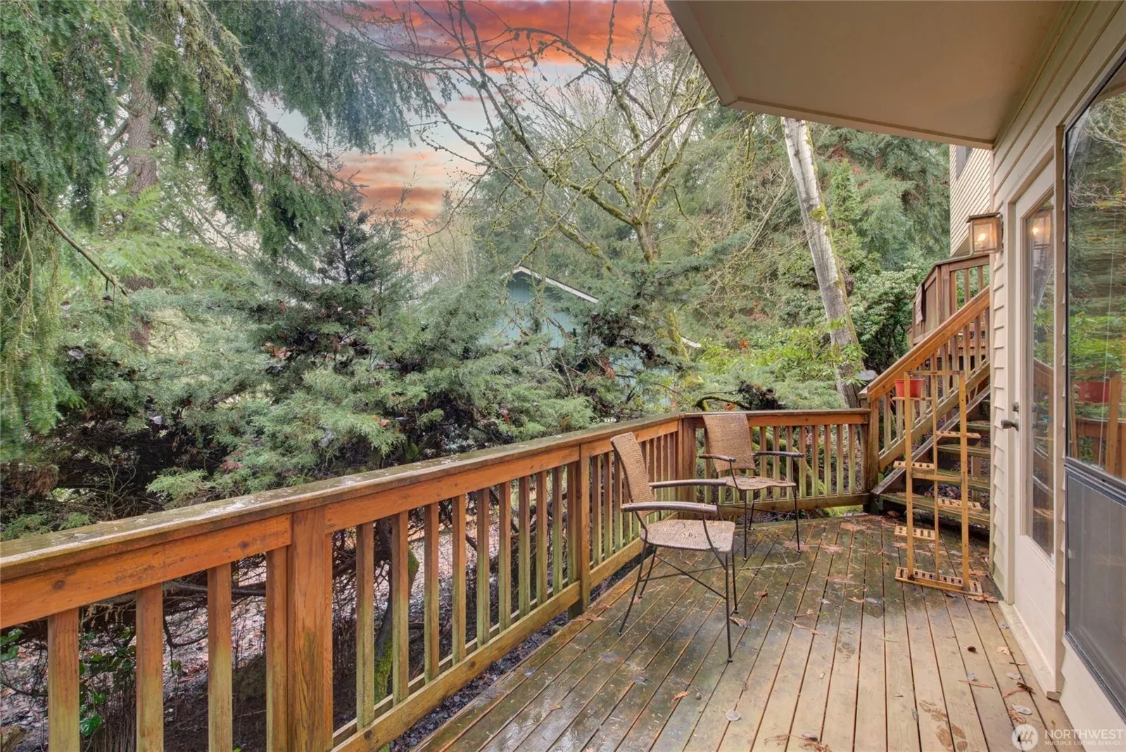6436 NE 135th Place , Kirkland, WA 98034-1626