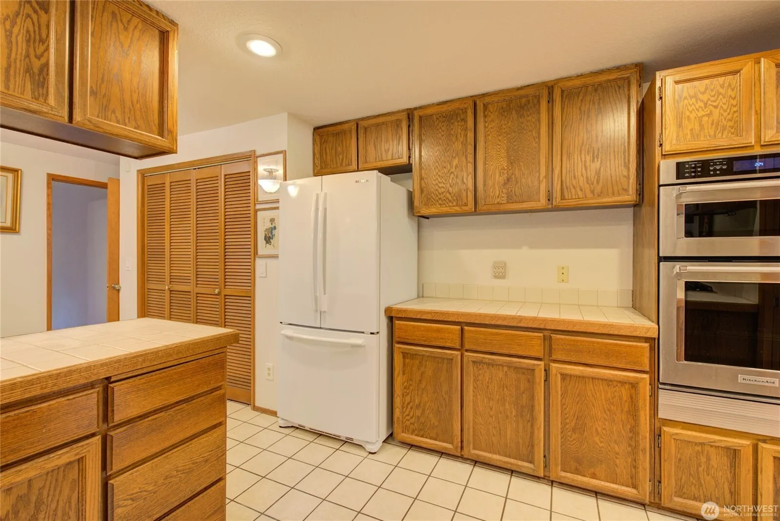 6436 NE 135th Place , Kirkland, WA 98034-1626