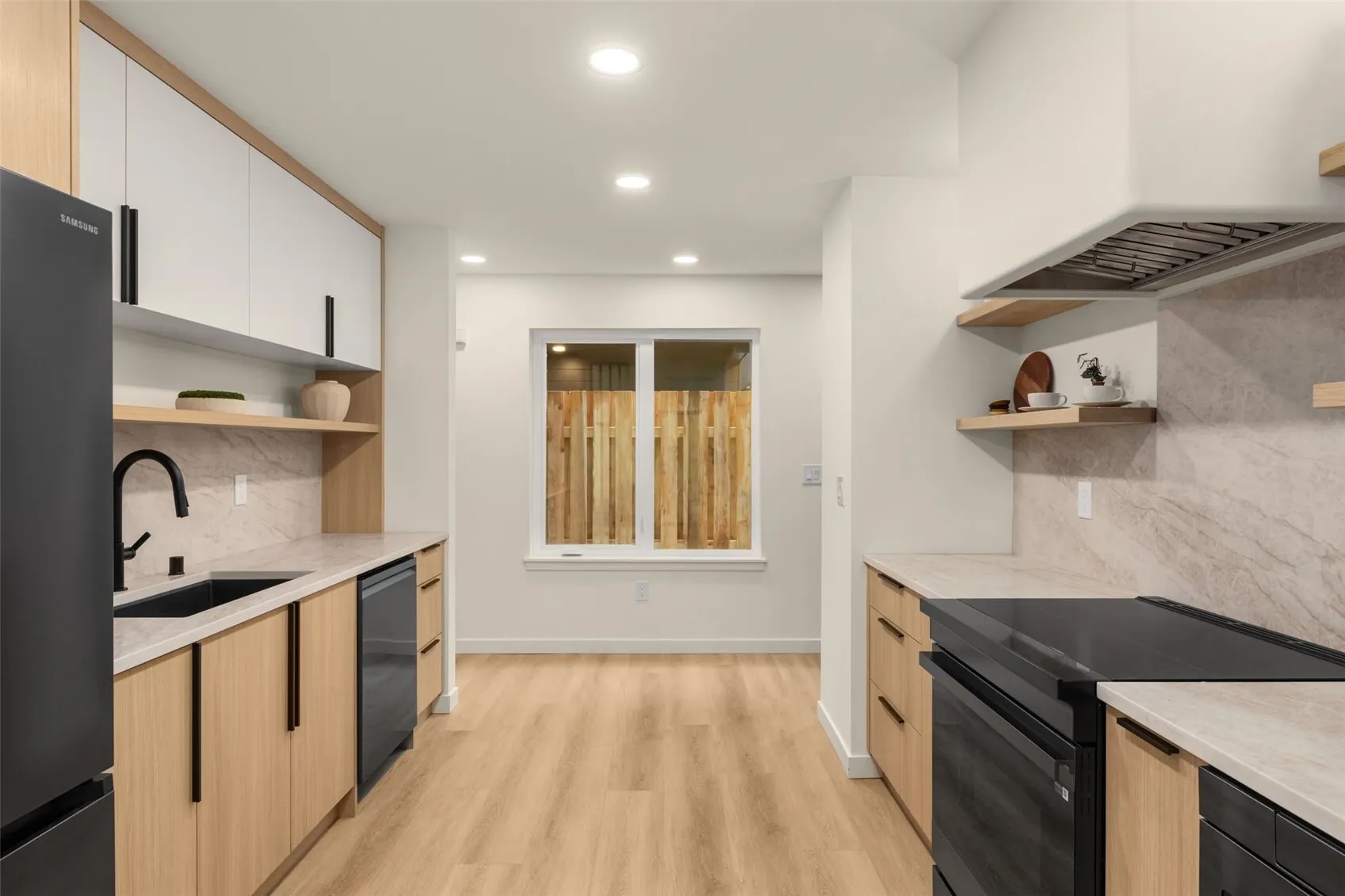 14039 Densmore Avenue N, Seattle, WA 98133