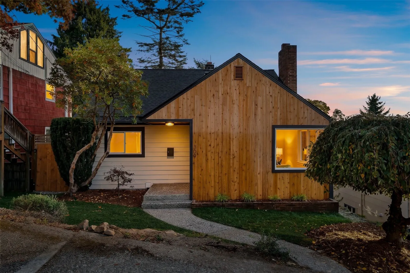 309 NW 48th Street , Seattle, WA 98107
