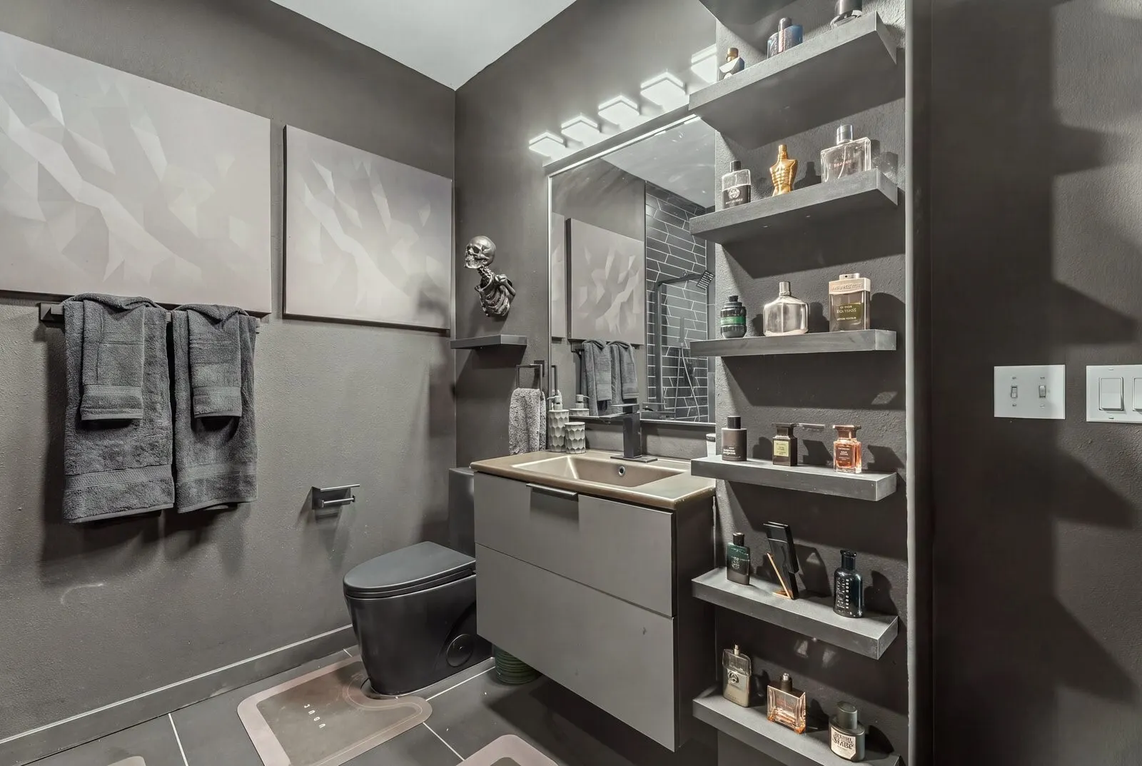 655 Crockett Street #A107, Seattle, WA 98109