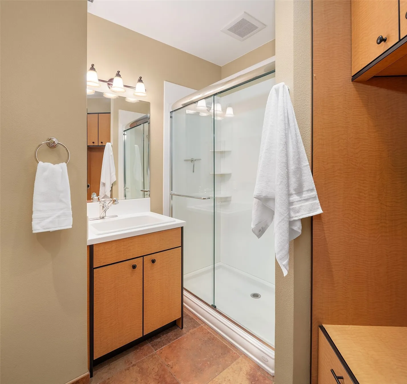 16719 168th Place NE, Woodinville, WA 98072