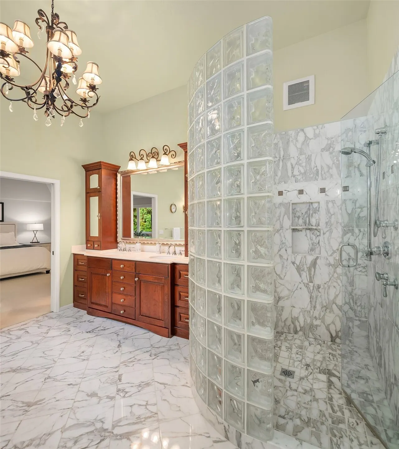 16719 168th Place NE, Woodinville, WA 98072
