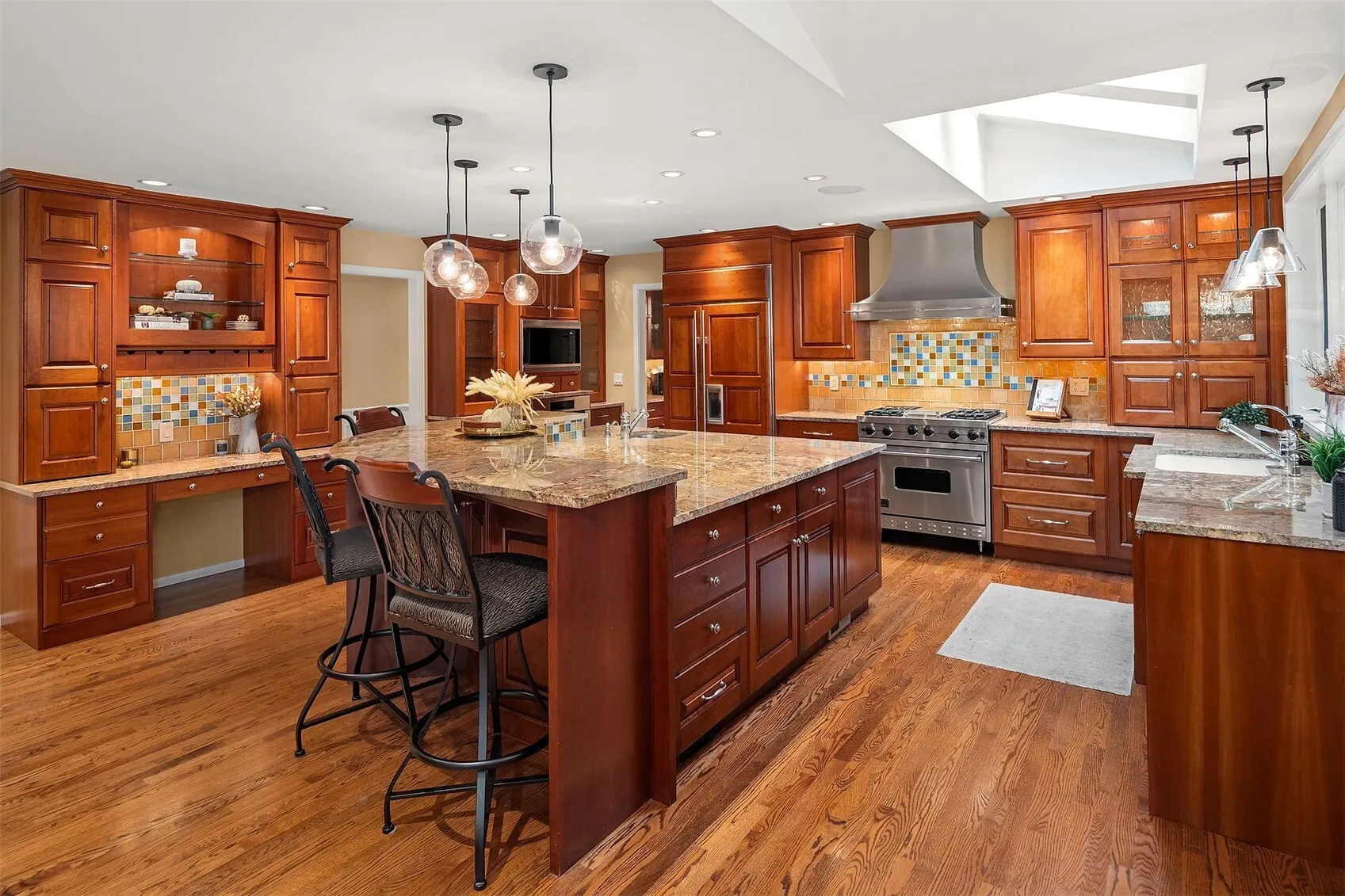 16719 168th Place NE, Woodinville, WA 98072