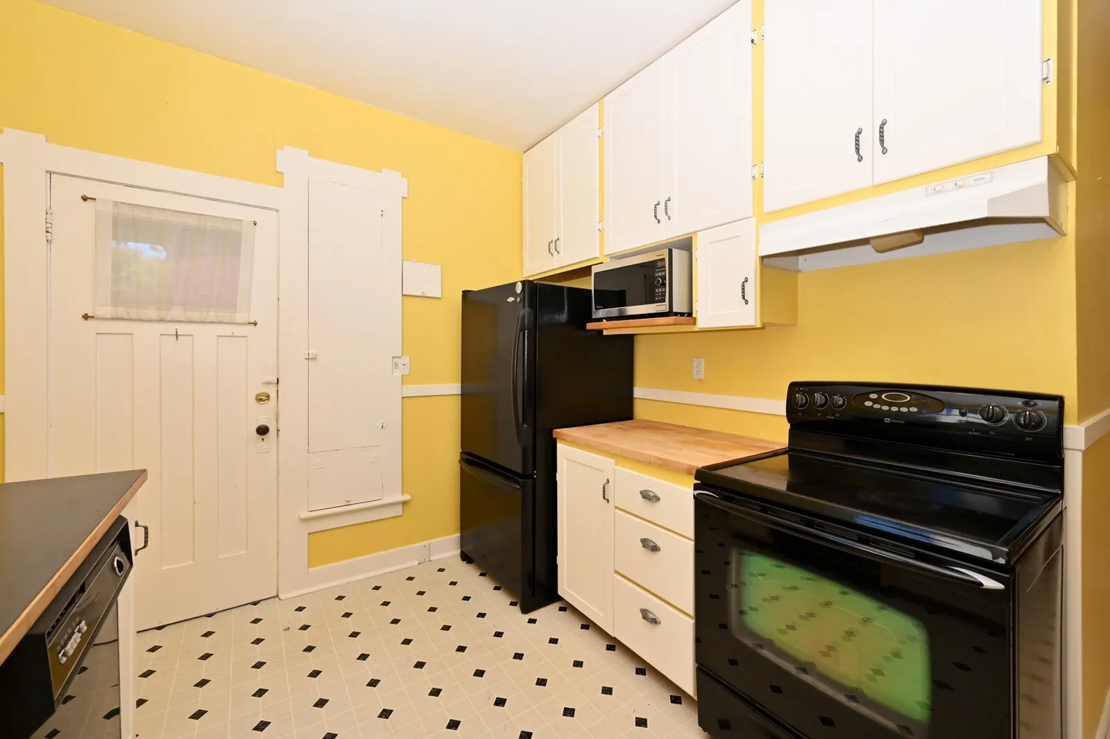 5818 7th Avenue NW, Seattle, WA 98107