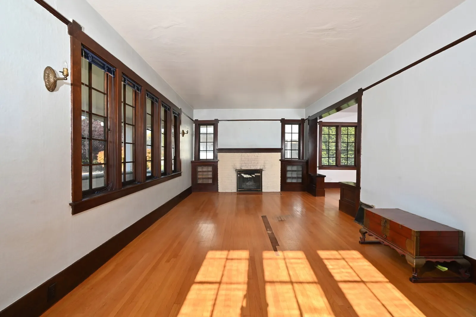 5818 7th Avenue NW, Seattle, WA 98107