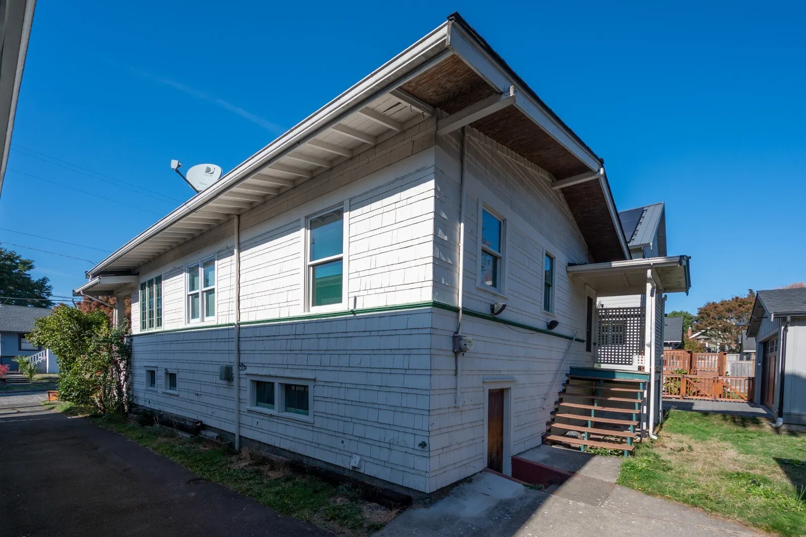 5818 7th Avenue NW, Seattle, WA 98107