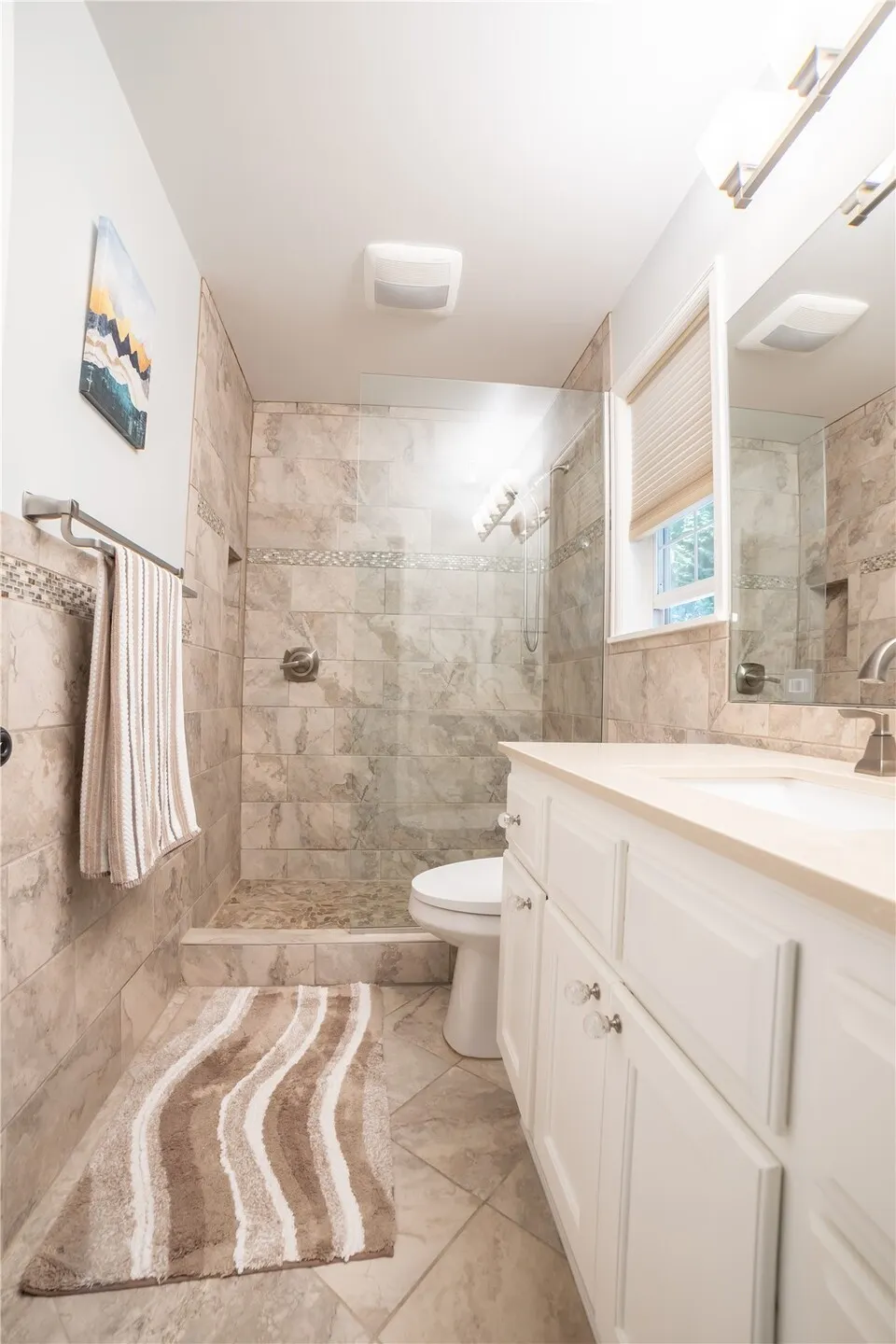 15633 44th Avenue W #B-1, Lynnwood, WA 98087