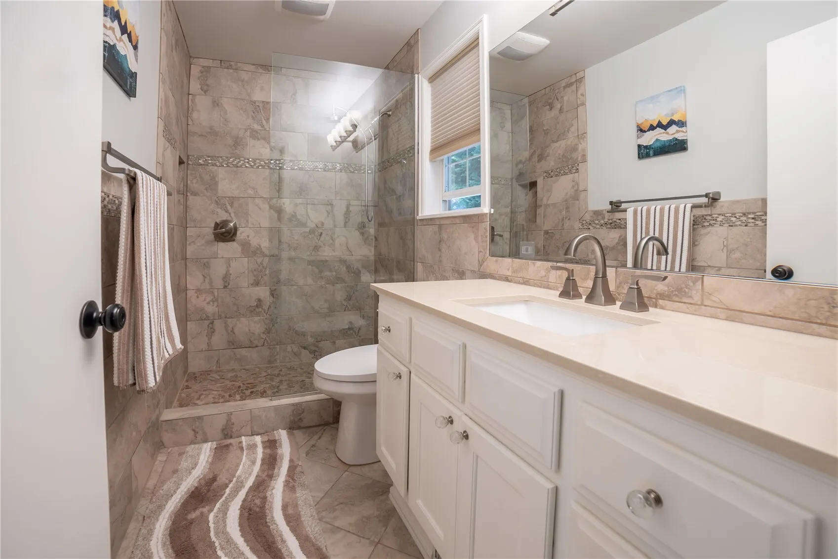 15633 44th Avenue W #B-1, Lynnwood, WA 98087