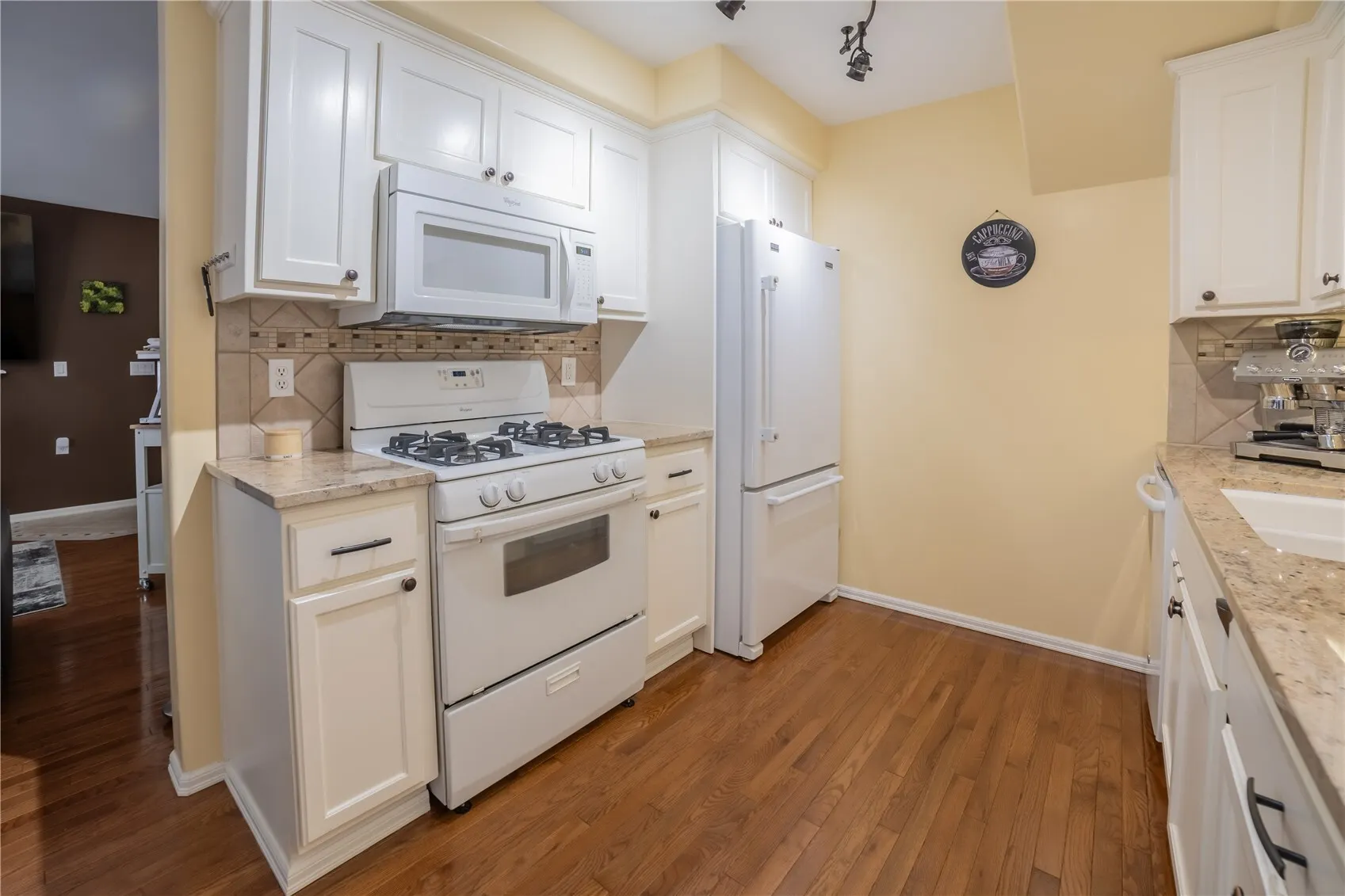 15633 44th Avenue W #B-1, Lynnwood, WA 98087