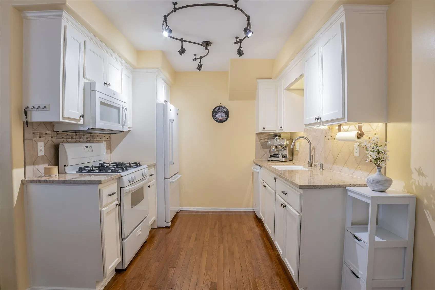 15633 44th Avenue W #B-1, Lynnwood, WA 98087