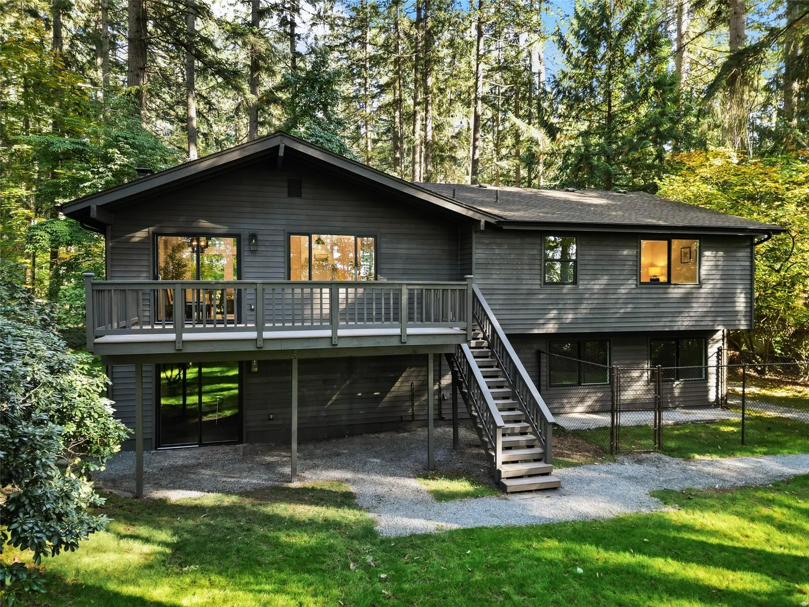 18113 194th Avenue NE, Woodinville, WA 98077