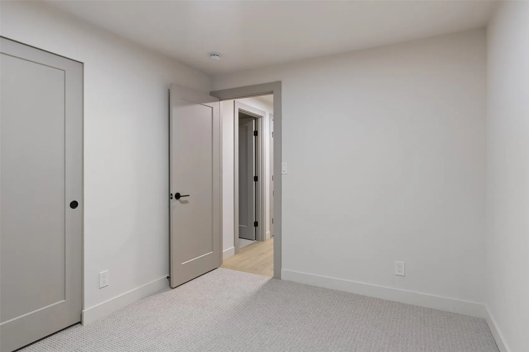 18113 194th Avenue NE, Woodinville, WA 98077