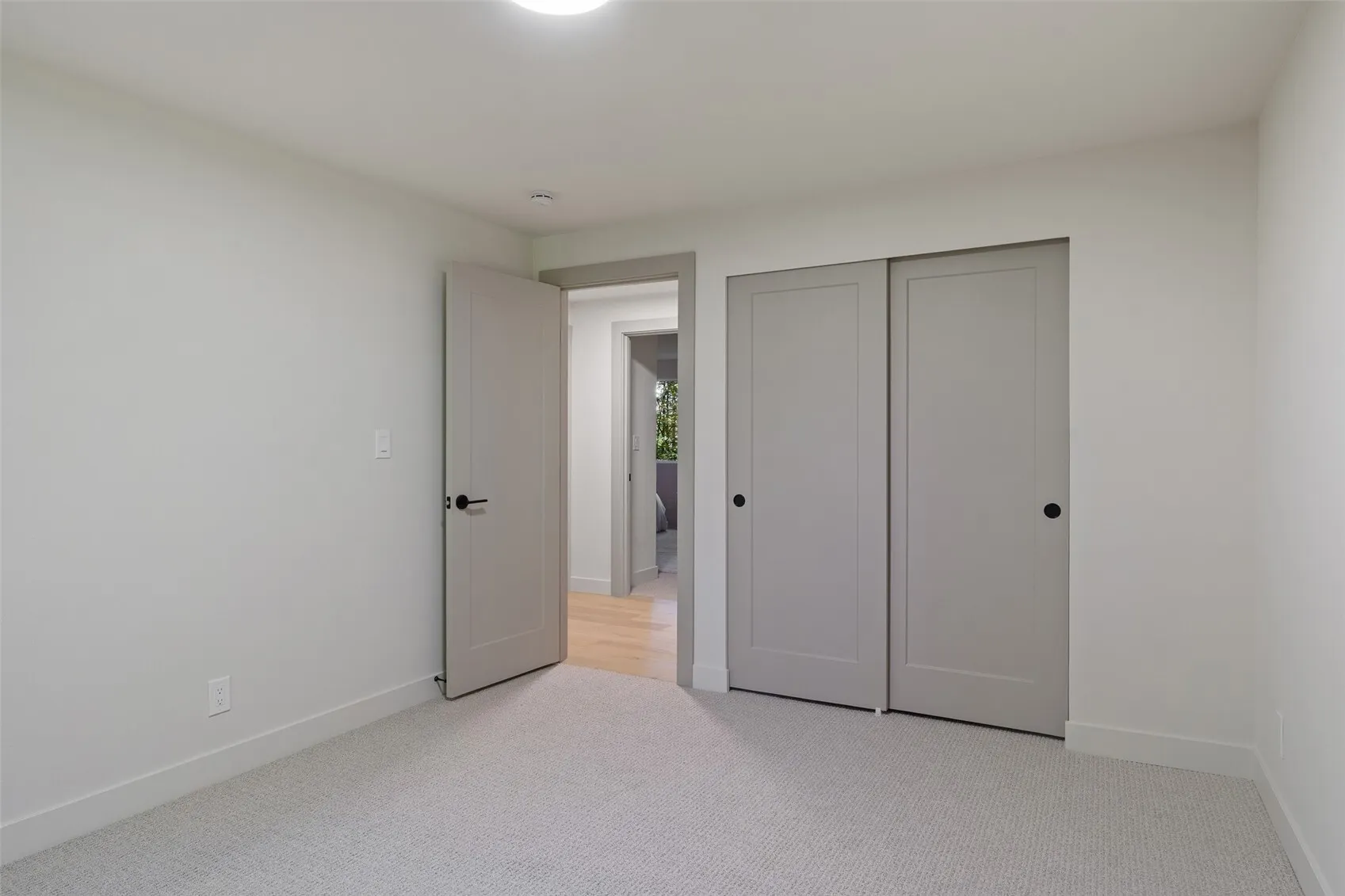18113 194th Avenue NE, Woodinville, WA 98077