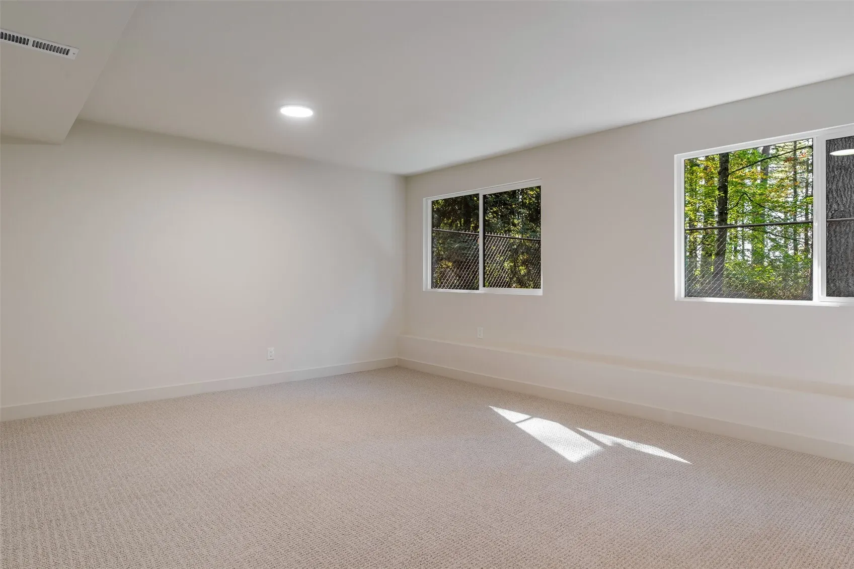18113 194th Avenue NE, Woodinville, WA 98077