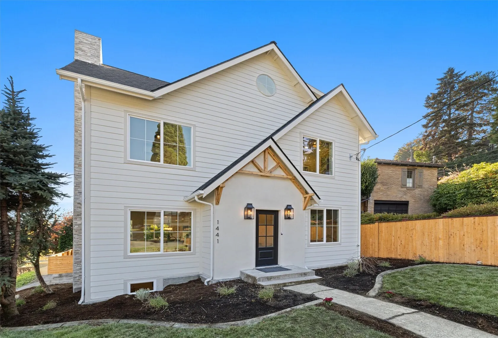 1441 Madrona Drive , Seattle, WA 98122