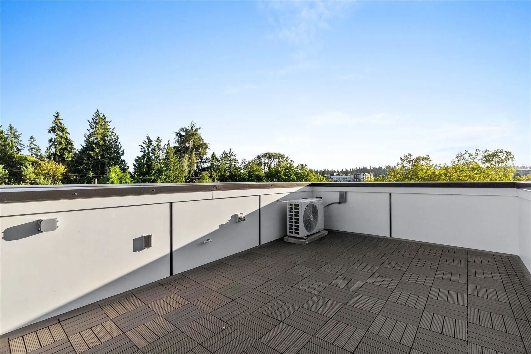 12516 35th Avenue NE #F, Seattle, WA 98125